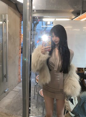 法式纯欲长袖修身针织连衣裙子女收腰气质设计感辣妹包臀短裙秋季