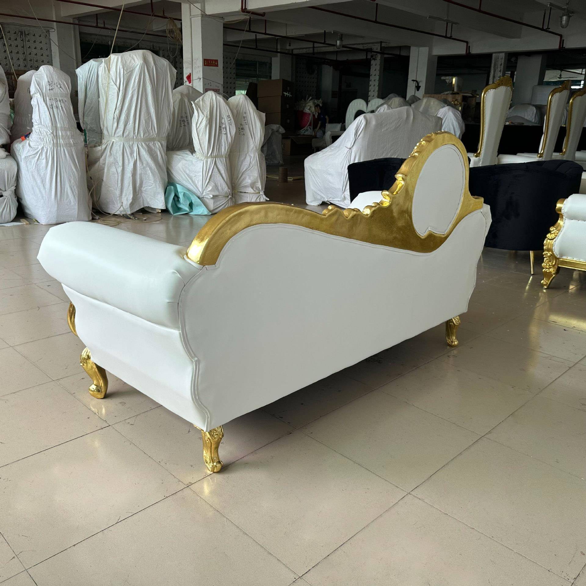厂生产欧椅式玻璃沙发椅圆心贵妃SEP躺酒钢店宴会专用靠背沙发家