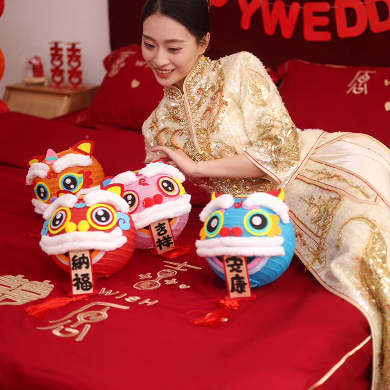 新人结婚礼接亲拍照中国风道具个性创意醒狮灯笼女方婚房布置伴娘
