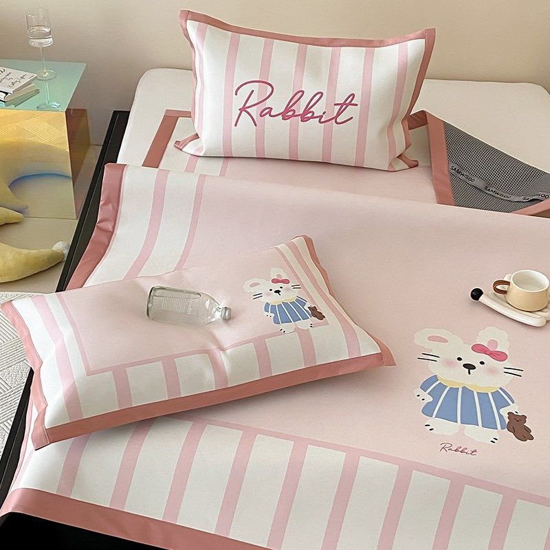 可爱女孩子夏季冰丝席凉席三件套可机洗裸睡空调席子新款床上用品