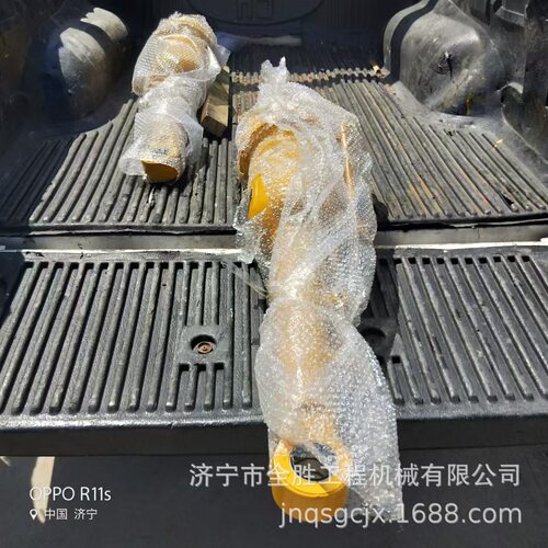 D65PX D65EX推土机倾斜油缸 提升油缸14Y-63-01032 14Y-63-01016