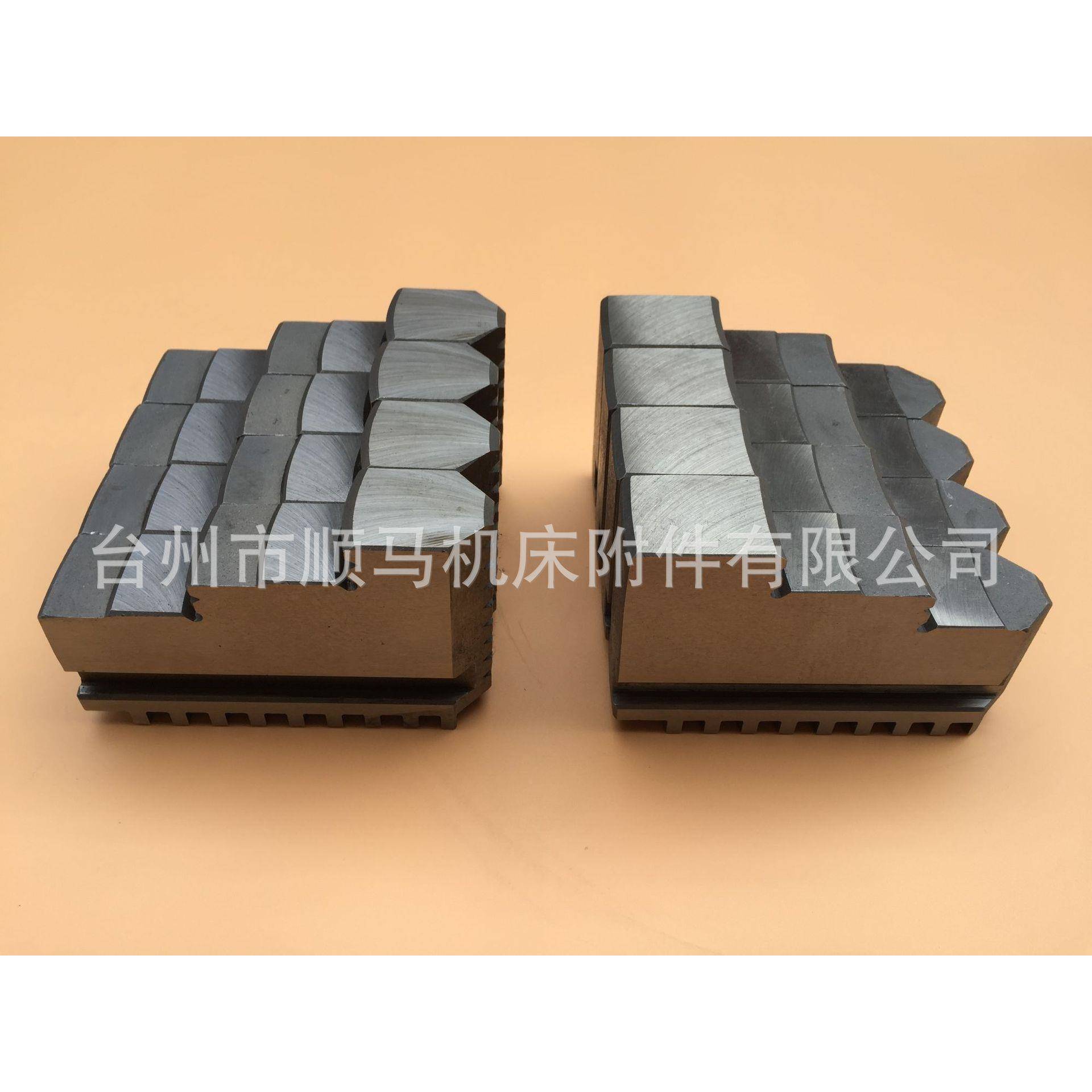 1213自0四爪K12130定心盘K卡爪正爪反卡爪四爪卡盘卡爪