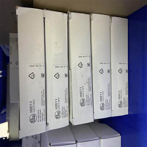 劳易测50022680 IPRK 95/44 L.2 镜反射型光电传感器 全新原装 现