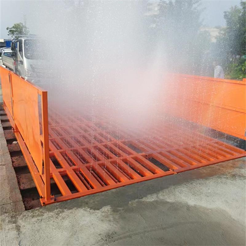 山东LZX洗础车机厂工地免基式平洗车机红外线感家应全自动洗轮板