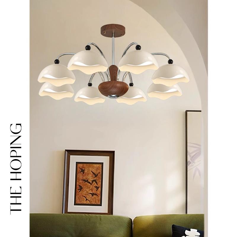 奶663油中古风壳客厅吊灯美式复蛋主卧古高级感2025新款法式室灯