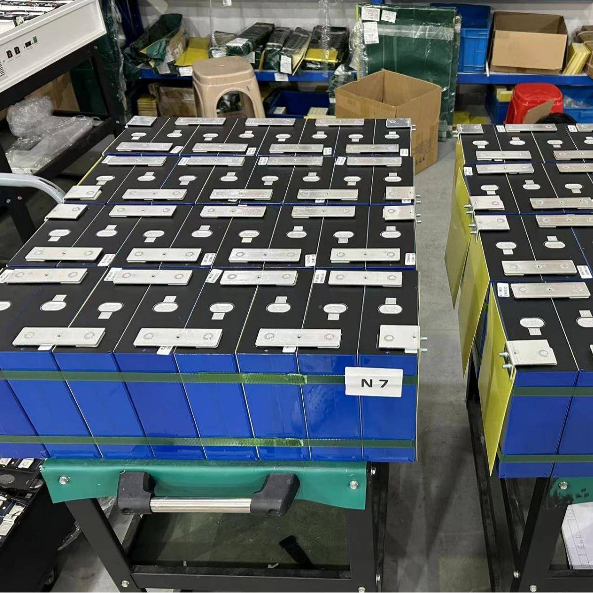 KH科恒锂池51.2V落280AH300A电200AHH家庭储能地款11645度电10度