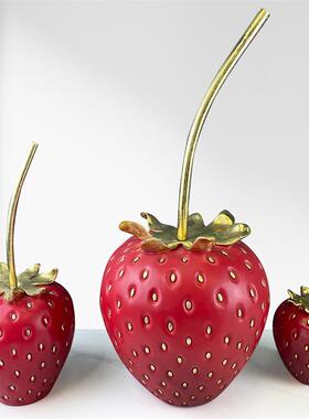 创意草莓1水果摆件树脂模型家摆橱拍窗居展厅装饰摄影设果蔬照道