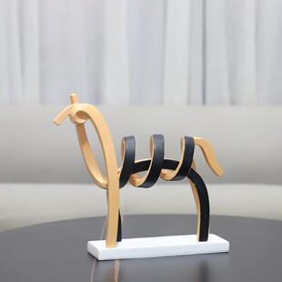 北欧极简抽2013象树脂线条空马艺房术摆件玄关饰书办公室软镂装家