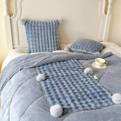 加厚抱子两用被汽车枕靠枕办公室午休毯6574E合子二一折叠枕头保