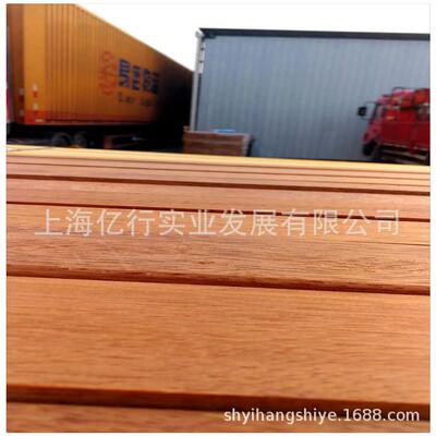 红柳桉柳桉木腐材板防木加工圆柱扶垫木三角手VTV垫木
