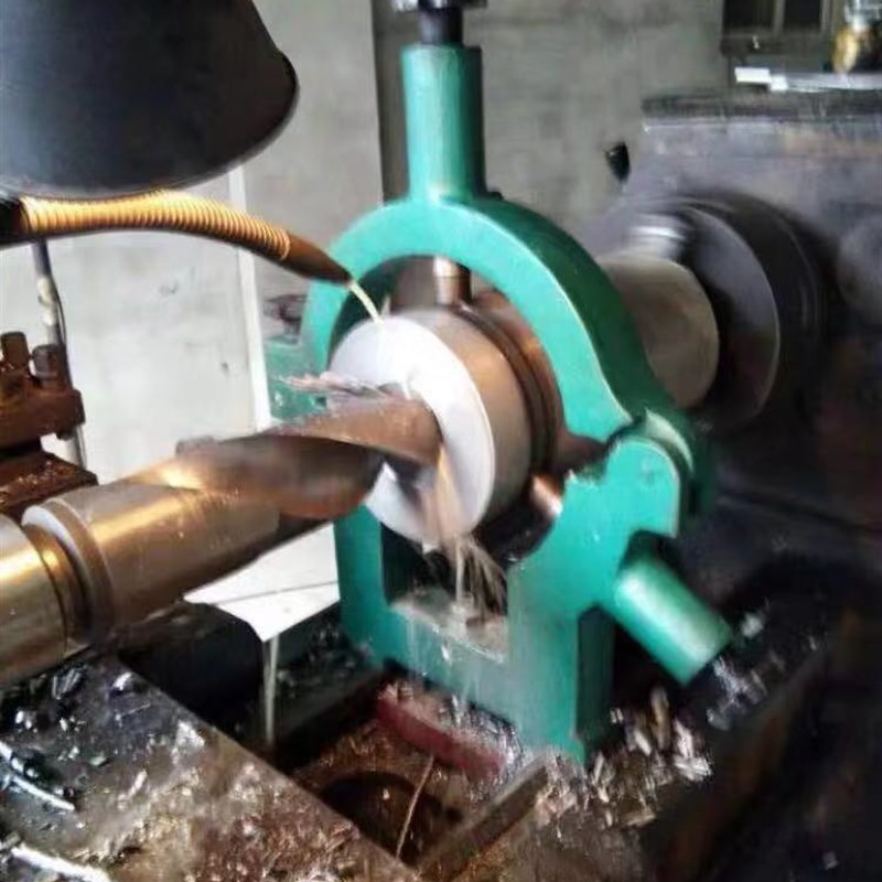 大连CD6140A   大连CD6150A 中心架  150孔200孔300孔 车床中心架