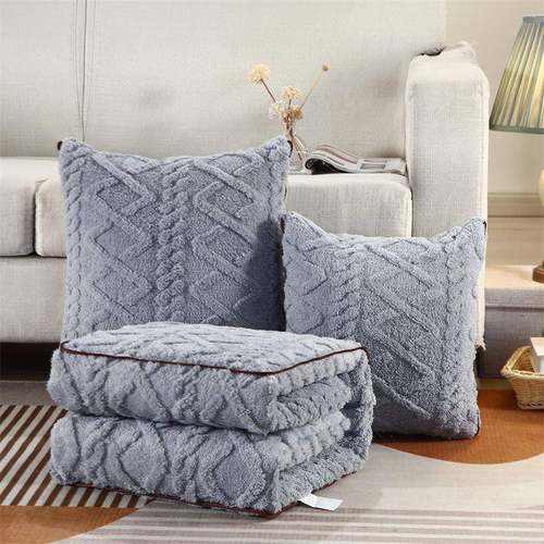 抱枕子两用加厚沙靠发冬季公室午被睡汽车载垫二合厂家直供一办枕