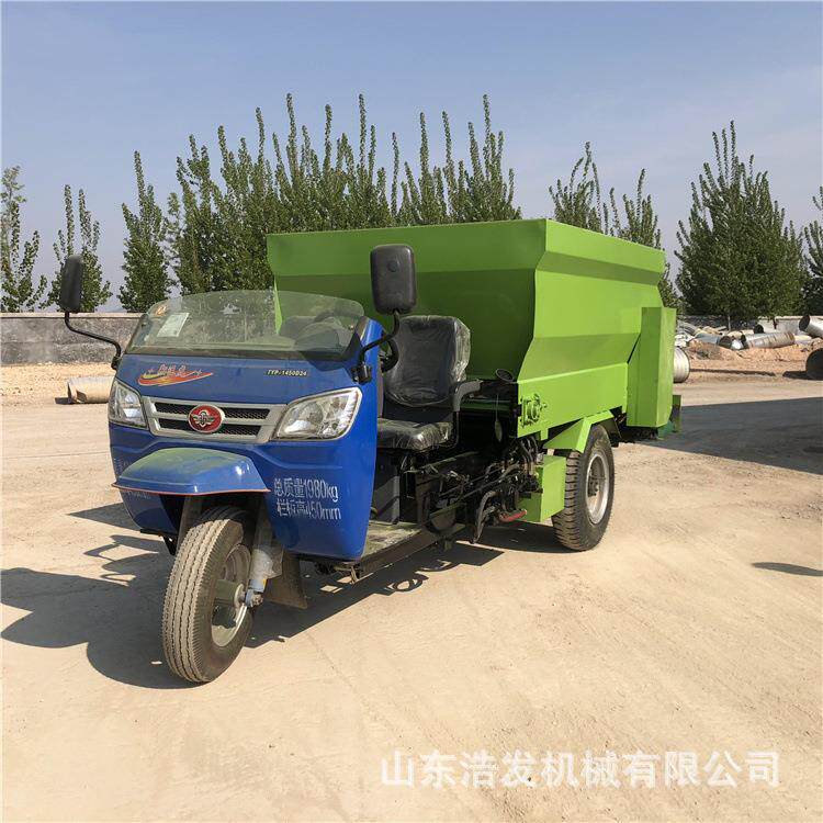场养食槽双侧添草车殖场全自动喂料车草青储饲料YNB搅羊拌型撒料