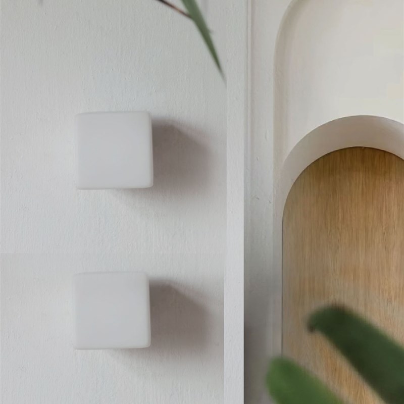 几何体中古法式可爱奶白正方体客餐厅卧室床头灯包豪斯吸顶墙壁灯