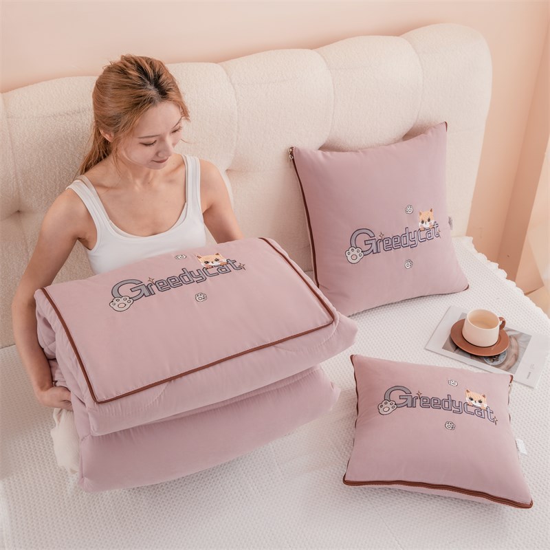 贪吃猫两用折叠抱枕被透气车载多功能二合一靠垫被柔软空调被夏被