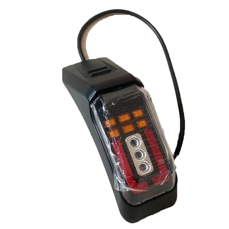 全封闭棚车电动三轮车后尾灯龙启金彭盛昊电动四轮车后尾灯总成