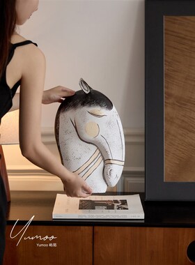 屿陌法式复古手绘马头摆件高级感家居客厅玄关装饰品民宿艺术雕塑