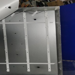 适用全新55寸拼接屏灯条YC55DID MCPCB V2一套10条6灯 6X10