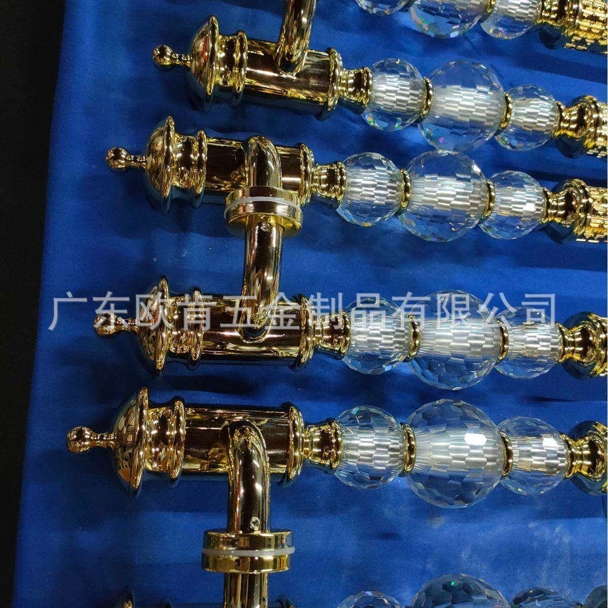 五华金豪不锈钢门V拉手高端轻奢玫瑰金水晶酒欧肯订制店大KT包房