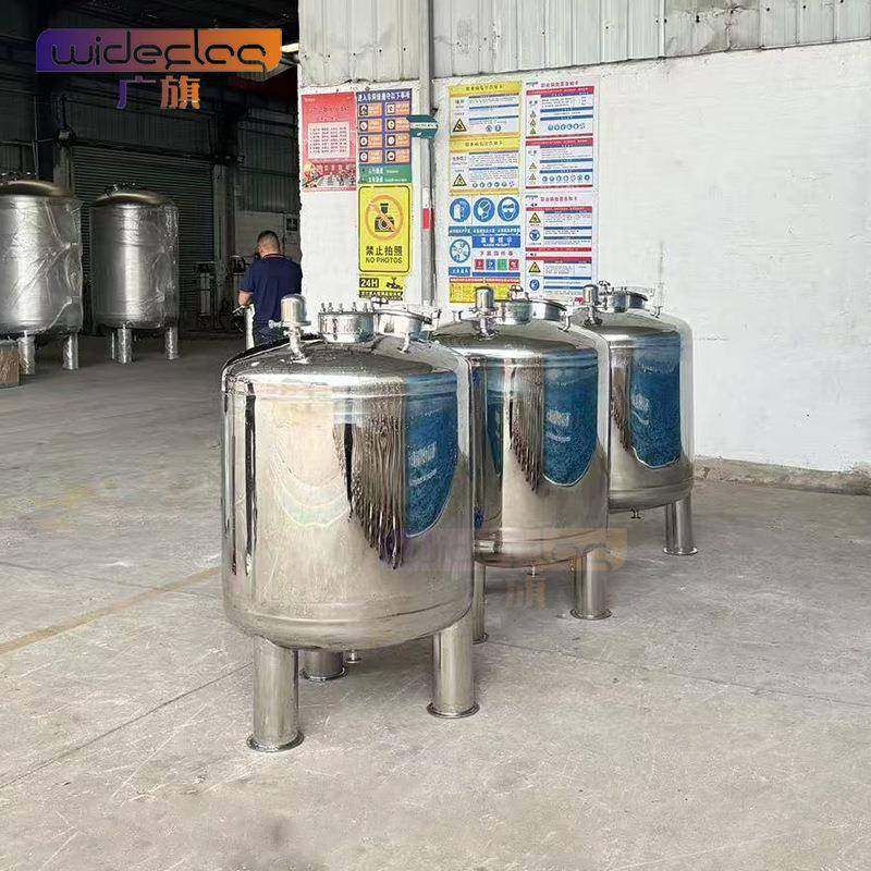 锈不钢无塔供水不器厂家销售锈钢脚架设焊接供水GWE备储水罐子