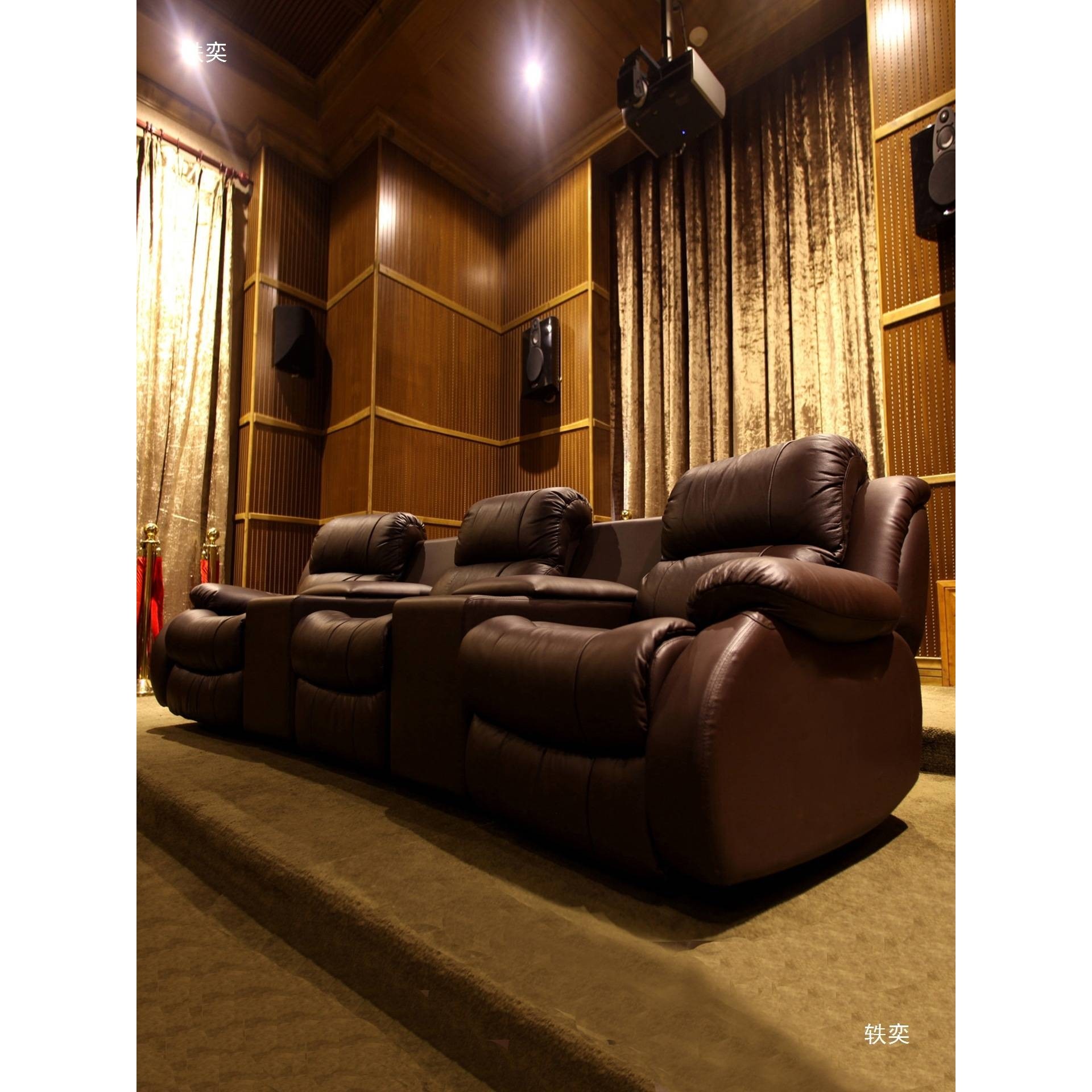 私人别墅地下室家庭影院沙发观影影音室影视厅电动功能座椅