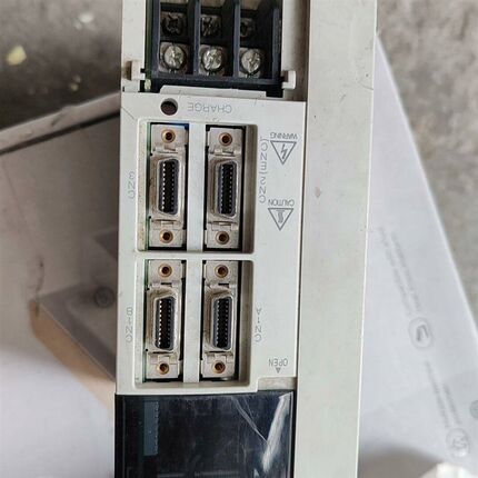 400w驱动器 MR-J2S-40A 实图拍摄 东西是好