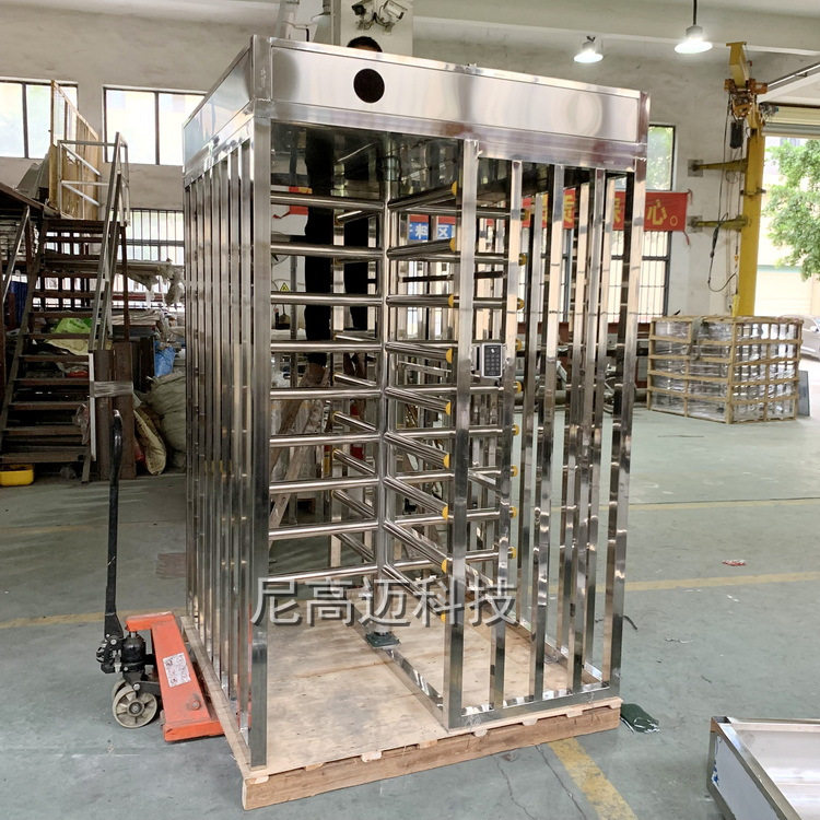 监狱不锈钢栅栏旋转门小区单通道防尾随人脸识别全高转闸门栅厂家