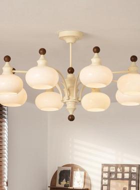 法式奶油中风客厅吊灯vi风ntage节UMX古主灯胡桃木美拉德大厅竹吊