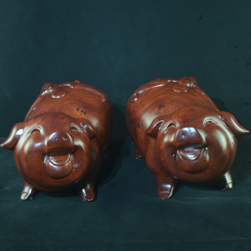 红木小猪木雕缅甸花梨木福猪古典客厅手工雕刻猪摆件实木工艺品