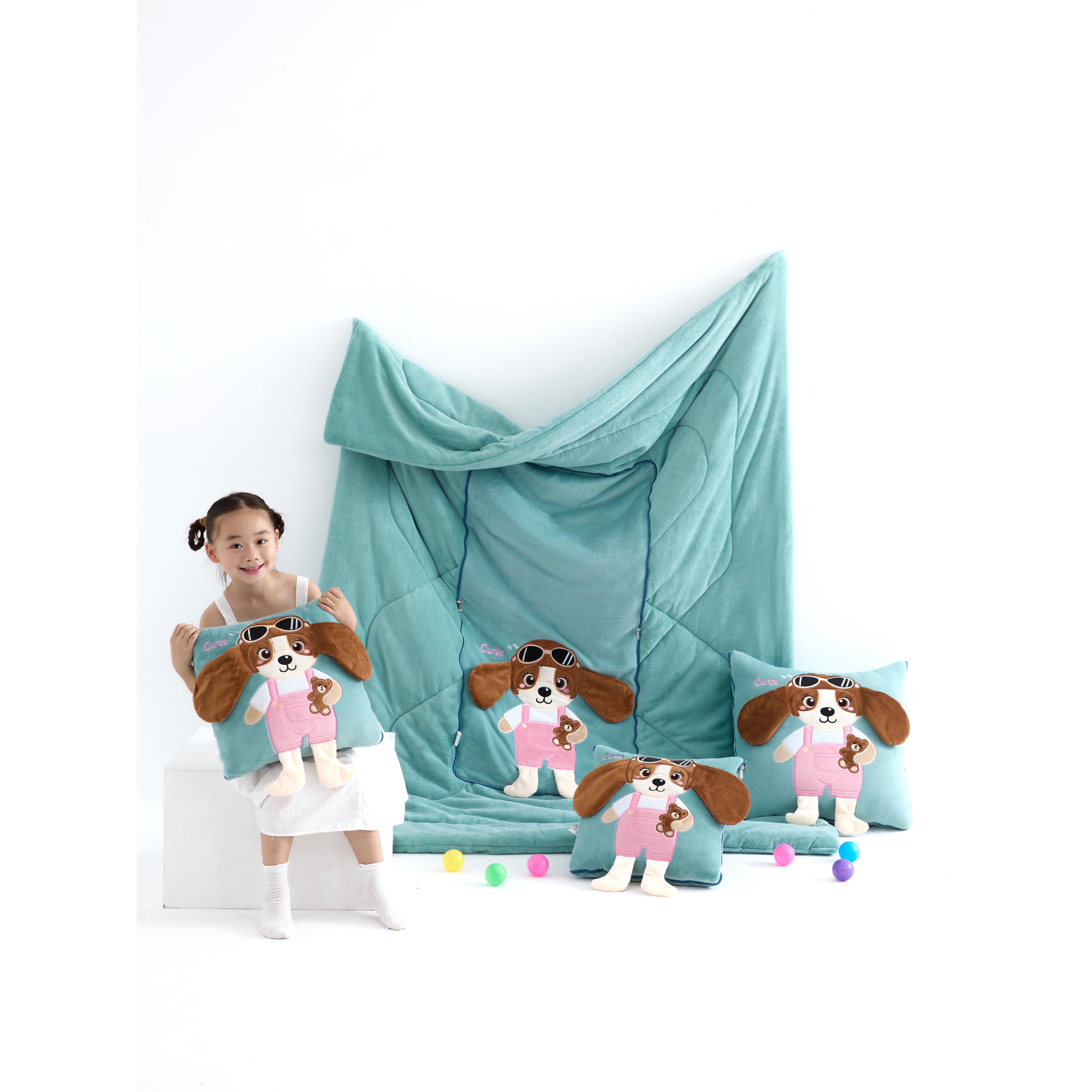 秋冬加牛厚奶绒抱枕被多功能WR-J5566卡叠通垫汽车靠办公室午睡折