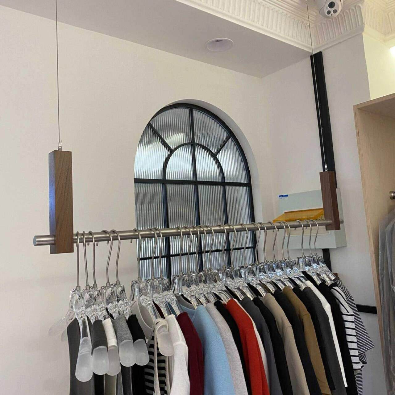 服装店展示架锈钢配仿胡不桃店色吊架挂架20250912童装陈列架女衣