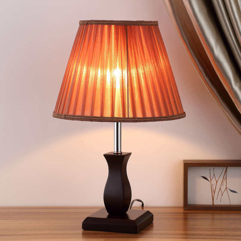 现代中式木质结婚台灯卧室婚新娘婚庆陪嫁家用床头浪漫红色礼物房