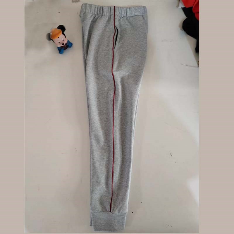 秋冬季学生灰色校裤冬加绒直筒裤一道细酒红杠宽松收口校服长裤子