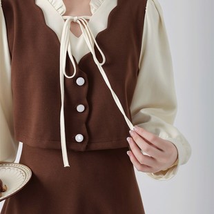 衬衫拼接假两件连衣裙春秋大码法式复古收腰中长款V领高级感裙子