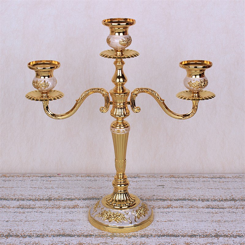 三头五头浪漫摆件蜡台北欧式复古典美式烛光晚餐桌婚庆金属蜡烛台