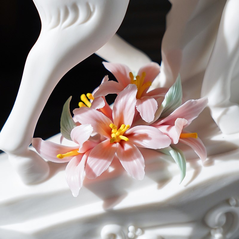 东方泥土《满载而归》新中式陶瓷家居客厅摆件招财羊博古架装饰品