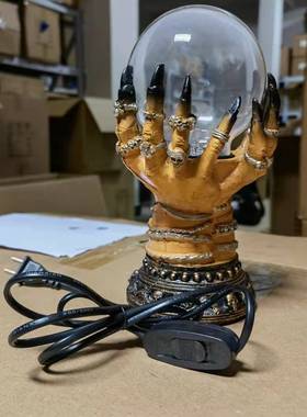 厂家场直销万圣节OLK景布负置道魔手静电离具子感应魔球创意水晶