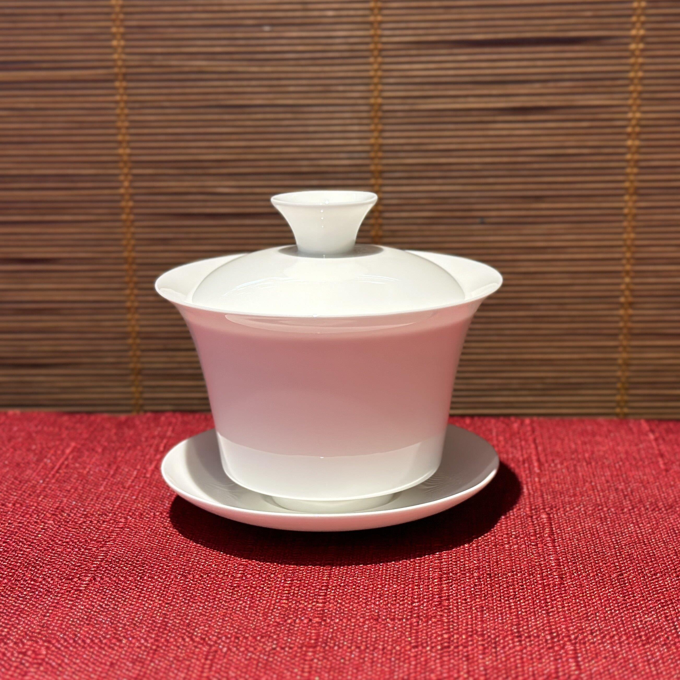 薄胎高档骨瓷盖碗茶杯陶瓷泡茶碗白瓷马蹄家用茶具套组三才120ml