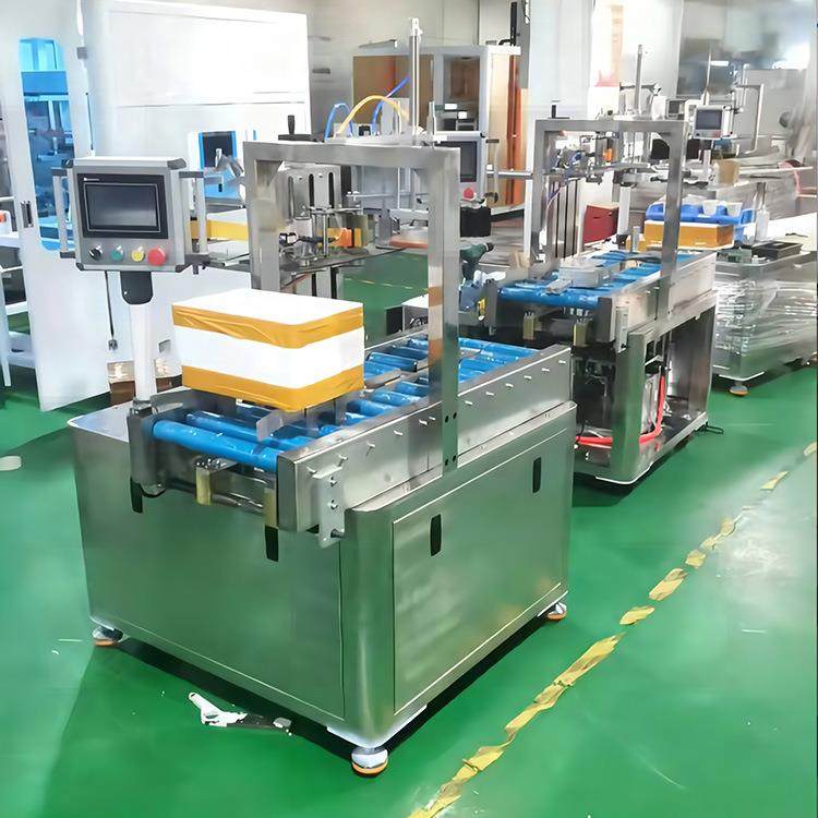 青岛厂家全动181箱机在自线封式泡盒沫封箱机快递打包欢迎咨询