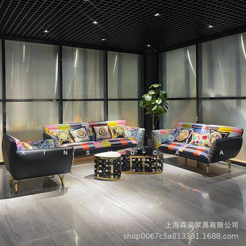 意式轻奢高颜值沙布艺狂MQI想厅曲别用墅家小户发型客直排高端接