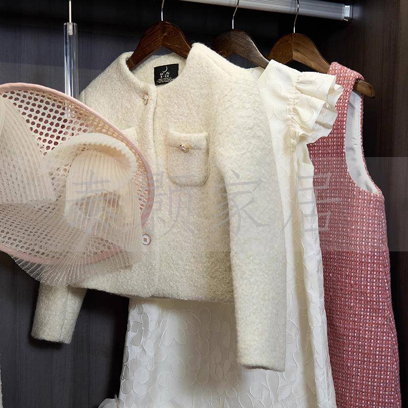 简现代约样板房品儿女孩衣帽间摆件粉色裙童JJ外套家居软装饰道具