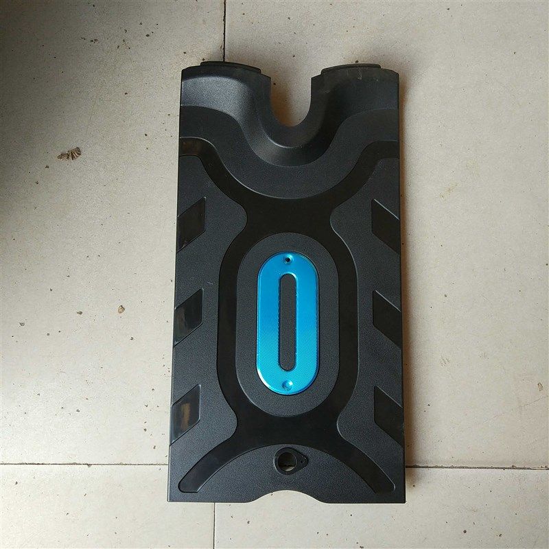 电动车H5电池盖脚踏板电瓶车脚踩前搁脚板电池盒上塑料板简易款