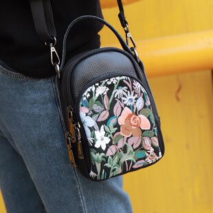 手机包高级感迷你斜挎小包包多夹层竖款刺绣花朵女包牛津布手提包