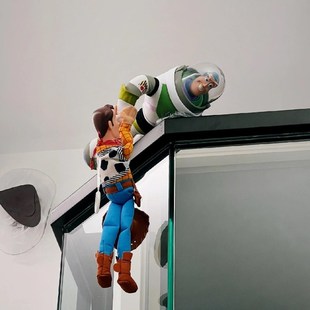 巴斯光年救援胡迪创意卧室客厅装饰搞笑玩偶公仔空调管道吊饰挂件