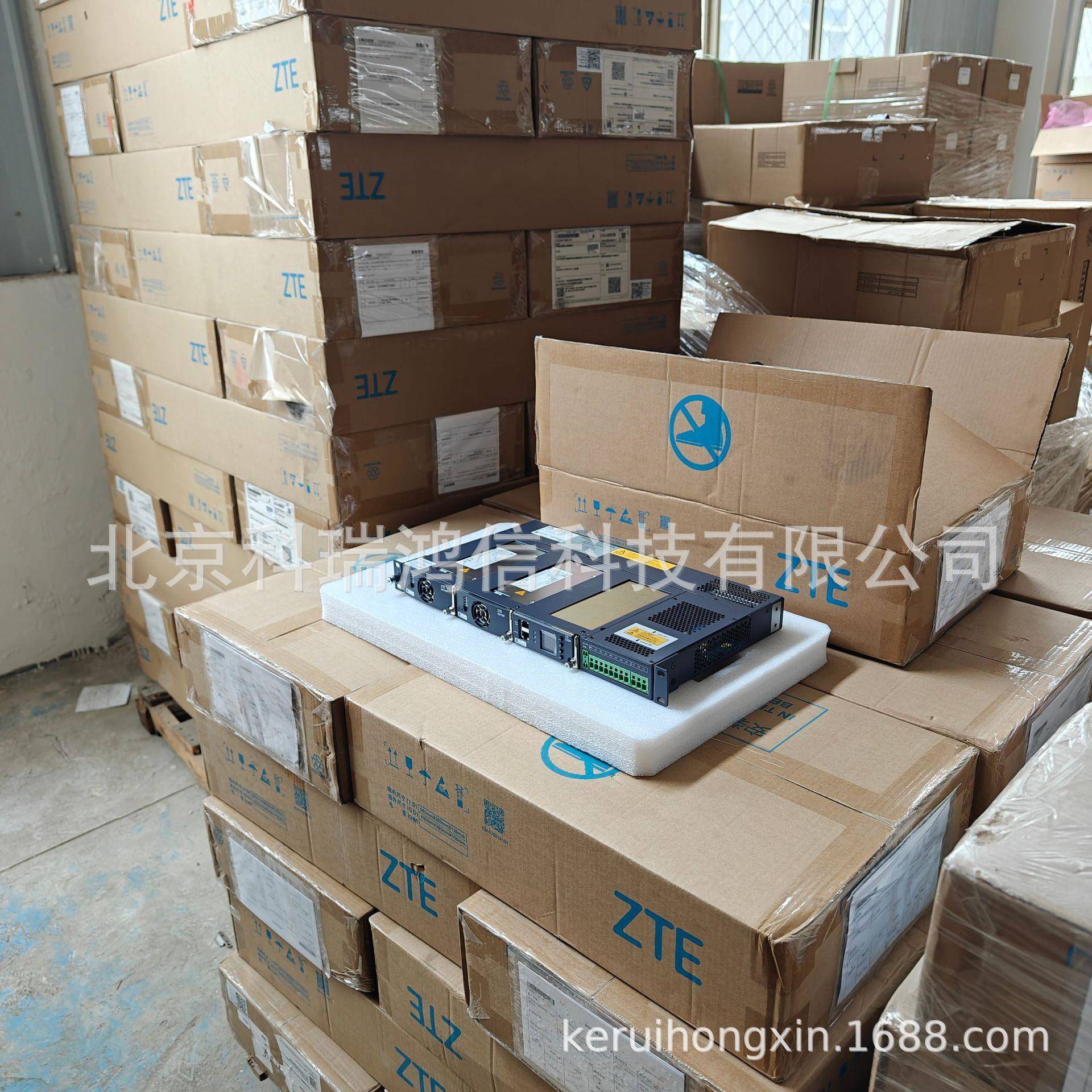 中兴ZX4DU8B600入V5.EWH0通信电源系统48V60A嵌直式流开关电源插