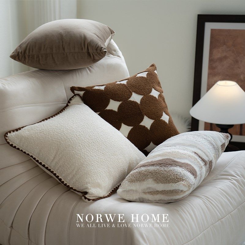 抱枕法式奶油色棕色枕套样板间软装腰枕靠腰客厅沙发靠枕靠垫现代