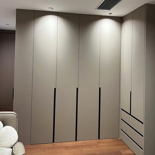 千年舟全屋定制衣柜工厂定做分段式衣柜莫干山板家用到顶靠墙衣柜