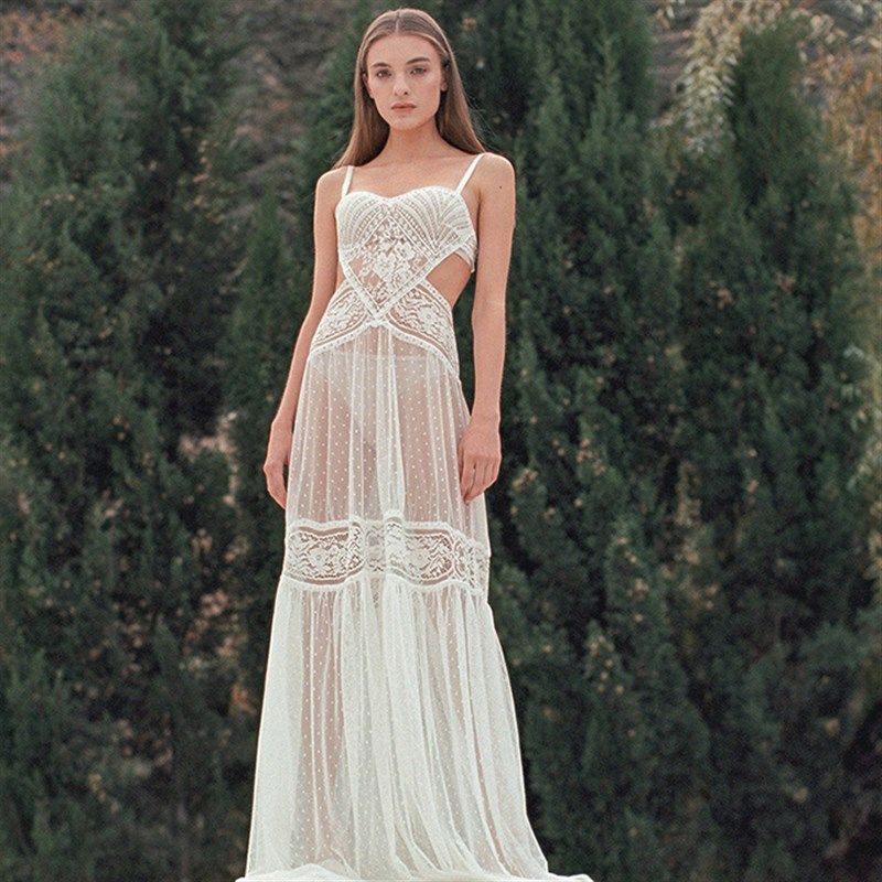 流行裙子很仙的法国小众蕾丝仙女长裙吊带裙连衣裙度假海边沙滩裙