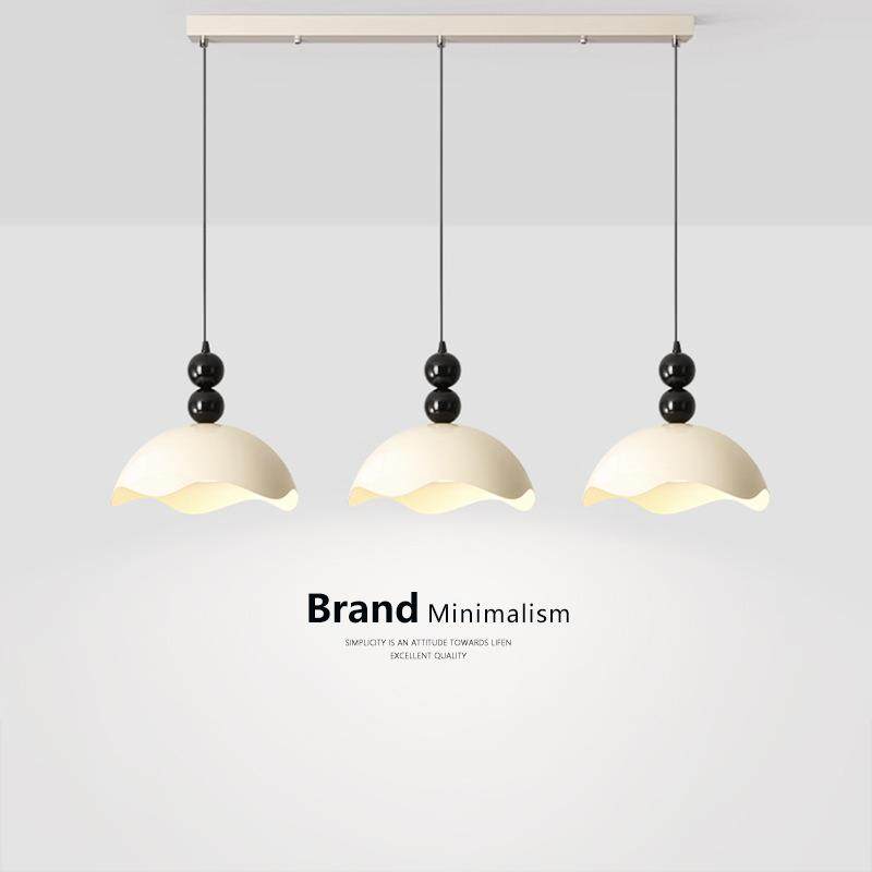 蛋壳奶油风餐厅吊灯三头餐桌灯法式中古风饭厅灯设计师半圆吧台灯