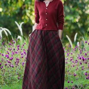 显瘦格纹半身裙 秋冬复古慵懒港风针织衫 玉美雅 旗舰精选套装